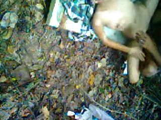 tudung di hutan porn